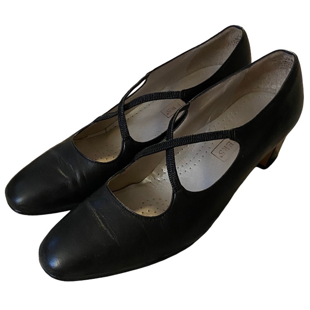 Vintage Trotters black cross strap Jamie pump heels size 10